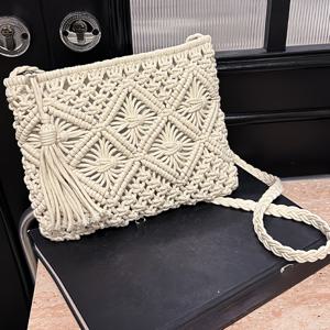 TEMU 여성용 보호 시크 핸드우븐 숄더백 - 여름 해변 토트 백 지퍼 클로저, 폴리에스터 안감, 기하학 패턴 & 태슬 디테일, 카키/화이트, 여행 및 캐주얼 외출에 완벽한 안전 지퍼 토트 | 민족 스타일 토트 | 손으로 짠 질감, 비치 백