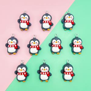 TEMU 레드 스카프 펭귄 레진 펜던트 10개 세트, 핸드메이드 주얼리, 펜던트, 귀걸이, 체인 액세서리, 창의적인 선물, 귀걸이, 목걸이, 팔찌, 가방 장식, 파티 선물 액세서리용