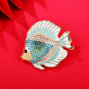 TEMU 새로운 크리에이티브 트로피컬 피쉬 브로치, 귀여운 동물 핀 한국 스타일 코사지 여성 액세서리