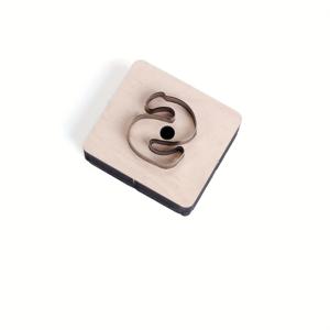 TEMU 매력 스트랩을 위해 설계된 원 칼 몰드, A-Z 알파벳 모양으로 제공, 재료 낭비 없이 사용 가능, 수제 가죽 절단에 적합