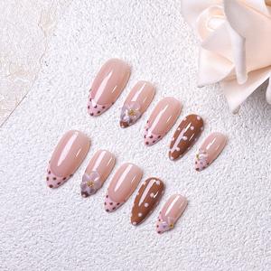 TEMU 10개입 핸드메이드 아몬드 프레스온 네일 세트. 핑크 & 브라운 프렌치 팁, 브라운 & 핑크 도트, 3D 입체 핸드 스컬프트 플라워. 고급스럽고 우아한 럭셔리 스타일. 모든 행사, 데일리 웨어, 파티에 적합. 재사용 가능한 네일 팁
