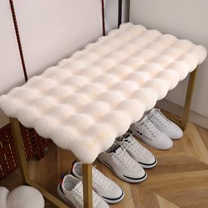 TEMU 1개, 크림 스타일 인조 토끼 버블 플러시 쿠션, 신발장 벤치 시트 쿠션, 플러시 시트 패드, 현관 벤치 시트, 신발장 매트, 의자 패드, 긴 벤치 패드. 고급 폴리에스터 소재, 추가 두꺼운 플러시, 부드럽고 폭신함, 세탁기 사용 가능, 털 빠짐 없음. 다양한 색상으로 제공, 아름답고 실용적, 홈 데코를 위한 완벽한 선택