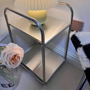 TEMU 우아한 사이드 테이블 스토리지 랙 - 현대적인 2층 스테인리스 스틸 다기능 선반, 조립이 쉬움, 소파 사이드 테이블, 디자인으로 미학과 실용성을 결합함.