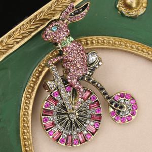 TEMU 고품질 빈티지 동물 브로치 창의적인 사이클링 토끼 핀 수트 액세서리