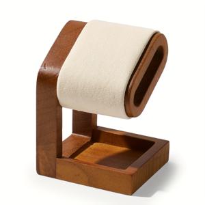 TEMU Oirlv 가죽 및 극세사 시계 디스플레이 스탠드, 견고한 나무로 제작되어 데스크탑 카운터에 시계를 전시하는 데 적합합니다. 또한 훌륭한 선물 옵션입니다.