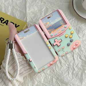 TEMU 레트로 게이밍 ID 카드 홀더 케이스 - 핑크 & 민트 그린 체인 링크 디자인, 아이폰 버튼 호환 (아이폰 미포함) - 내구성 있는 플라스틱 카드 클립, 간호사, 사무실, 학교용 - 게이머를 위한 향수 선물, 80/90년대 영감 액세서리
