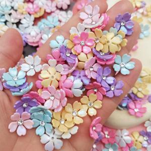 TEMU 50개 화려한 색상의 아크릴 꽃 구슬, 라인스톤 꽃 디자인 - 생생한 색상, DIY 수공예, 주얼리 제작, 헤어 액세서리, 귀걸이, 휴대폰 케이스 장식용, 꽃 모양, 장식용 꾸미기, 크리스마스 공예 재료