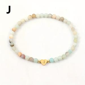 TEMU 1PCA-Z 팔찌는 매력적이고 아름다운 밝은 색조의 천연석의 배열과 하트 모양의 글자가 완벽하게 짝지어져 있어 모든 사람에게 적합한 스타일리시한 액세서리로 적합합니다. 일상적인 착용 및 특별한 경우에 이상적입니다.