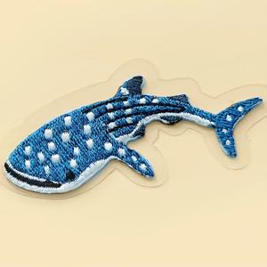 TEMU 붙이는 고래상어 패치 - 사실적인 고래상어 지느러미와 배꼽부분 및 바다 물결 - 재킷, 티셔츠, 가방, 모자용 자수 물고기 - 고래상어 애호가 선물, 의류 장식용 해양생물학 액세서리