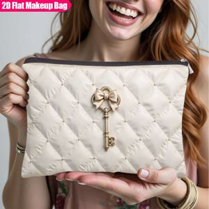 TEMU 1개 ASOONYUM 여성용 퀼트 여행용 화장품 & 메이크업 파우치 (리본 키참 포함) - 퀵젯 지퍼 휴대용 화장품 정리 케이스, 가벼운 선물 (생일/크리스마스) - 퀵젯 지퍼 잠금, 2D 평면 디자인