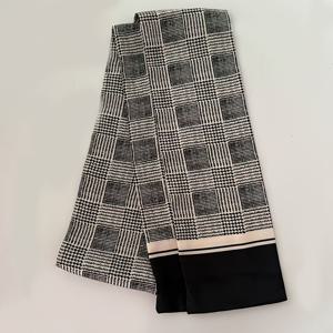 TEMU 100% 멀베리 실크 롱 스카프, 블랙 하운드투스 패턴, 남성용 넥 스카프, 유럽식 코트 스타일 (봄/여름), 시원한 넥 스카프, 가벼운 넥 랩, 젊은 기운, 우아한 헤드 스카프, 외출, 해변, 여름 휴가, 해변에 적합