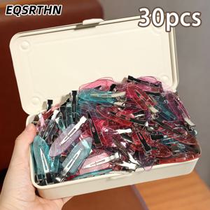 TEMU 20개/30개 랜덤 글리터 투명 머리핀 세트 - 핑크, 블루, 레드 멀티컬러 글리터 스타일, 투명 질감으로 분위기 업. 대량 포장으로 분실 방지, 손상 없이 머리카락을 안정적으로 고정. 일상적인 날림 방지 및 스타일링에 이상적, 즉각적인 머리핀 자유를 경험하세요!