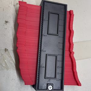 TEMU 1개 궁극의 컨투어 게이지 - 매끄러운 복제를 위한 정밀 형상 복사기, 코너·목재·카펫·라미네이트용 다용도 플라스틱 자 - DIY 목공 애호가를 위한 완벽한 도구, 크리스마스·할로윈·추수감사절 선물 추천