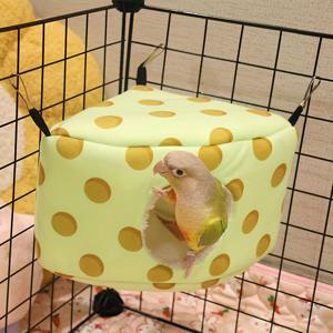 TEMU 슈가 글라이더, 쥐, 햄스터, 작은 새를 위한 편안한 겨울용 플리스 덩어리 - 파인애플 빵 모양의 삼각형 둥지 - 추운 날씨를 위한 아늑한 애완 동물 침대