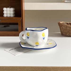 TEMU 불규칙한 수제 세라믹 커피컵과 접시 1세트, 고가치 소형 꽃무늬 커피컵과 접시, 가정 장식에 적합, 일상 사용 음료수 컵, 아침식사 우유 빵, 오후 차 커피 케이크, 휴일 파티 사용, 섬세한 선물