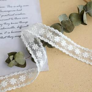 TEMU 폴리에스터 메쉬 레이스 오픈워크, 5야드/180인치, 패셔너블하고 색상. 아름답고 독특한 다양한 색상 제공, 리본, 헤어 클립, 헤어밴드, 땋은 머리 장식과 같은 수제 DIY 헤어 액세서리에 적합. 선물, 부케, 결혼식 또는 휴일 장식에도 이상적