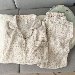 TEMU 여성용 봄/가을 긴팔 긴바지 파자마 세트, 프린트, 라이트 럭셔리하고 우아함, 아우터웨어나 실내복으로 적합, 여름 에어컨방용 의류