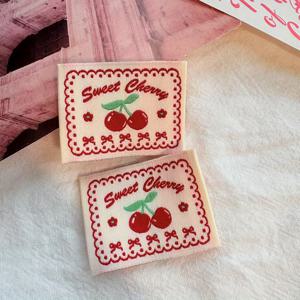 TEMU 수제 귀여운 체리 패브릭 라벨 - DIY 의류, 가방 및 공예 프로젝트용 접힌 밑단이 있는 재봉용 태그