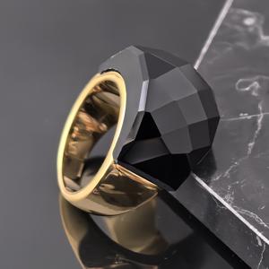 TEMU 패셔너블한 수공예 고품질 전기도금 골든 시뮬레이티드 블랙 보석 여성용 316 스테인리스 스틸 인조 흑석 반지