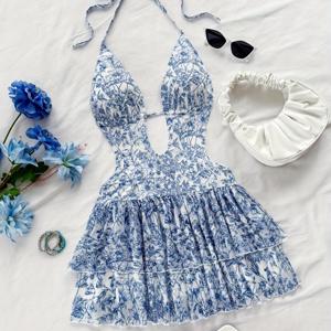 TEMU 보우 웨이스트와 러플 헴이 특징인 딥 V넥 백리스 미니 드레스. 블루 앤 화이트 플로럴 프린트가 돋보이며 파티, 섹시한 데이트, 아프터눈 티, 스트리트 스타일, 휴가, 뮤직 페스티벌, 해변에 완벽합니다.