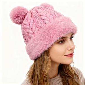 TEMU 6가지 색상으로 제공되는 이 2025년 신상 여성용 플러시 곰돌이 귀 겨울 모자에는 따뜻한 안감과 조절 가능한 탄성 디자인이 특징입니다. 크리스마스 및 추운 날씨를 위한 귀여운 동물 테마 액세서리입니다.