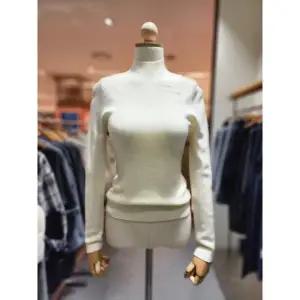 [러브앤쇼](천안아산점)웜골지 반목니트 GCFKGKT09