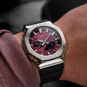 지샥 지스틸 지얄오크 블루투스 터프솔라 남성 우레탄 시계 GBM-2100A-4B