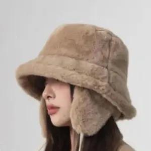 여성 방울 벙거지 탈부착 밍크 퍼 귀도리 모자 귀마개 털모자 패딩모자 항공모자 여자 양 등산모자 여성