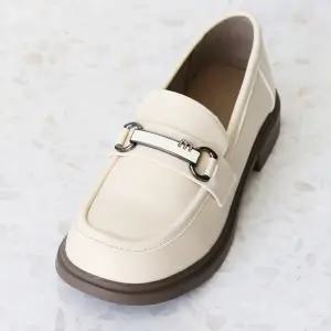 [롯데백화점]원더슈즈 엠버스 컴포트 쿠션 미끄럼방지 통굽 키높이 로퍼&단화 3CM BD-BM6626