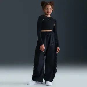 나이키키즈바지 SQJ HQ9460-010 스포츠웨어 여아 우븐 팬츠