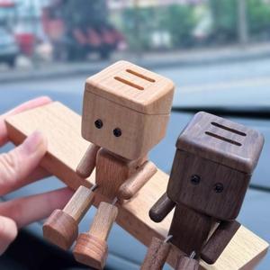 설치가 쉬운 미니 흔들리는 나무 인형 다리 흔드는 자석 차량용 방향제 홀더 귀엽고 재미있는 차량용 아로