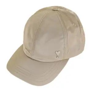 26SS 하트로고 볼캡 토프베이지 UCP268 PA0037 A036