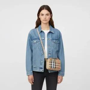 [버버리] 체크 여성 카메라 크로스백 베이지 80844991 151632266