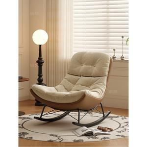 흔들의자 안락 소파 1인용 원목흔들의자 엔틱 사무실 카페 암체어 쿠시에 커피 편한