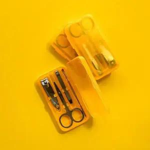 [셀러허브]판촉물 홍보 휴대용 포켓 뷰티킷 손톱 발톱 깎이 깎기 귀이개 코털제거 4종 세트 (S15093425)