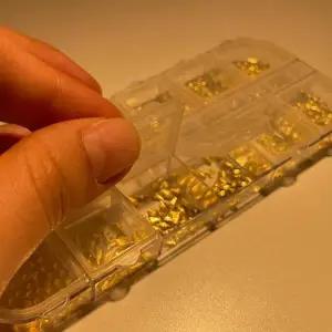 [셀러허브]레진아트 네일아트 꾸미기 파츠 세트 골드리벳 네일파츠 네일큐빅 (S15319143)