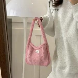 귀여운 디자인 여성 외출 가방 미니 니트 토트백 여자 크로스 레더 크로스백 메신저백