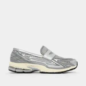 뉴발란스 26SS 1906L 그레이 실버 로퍼 공용 스니커즈 U1906LAE