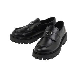 [롯데백화점]프라다 FW25 남성 로고 가죽 로퍼 2DE151 B4L F0002