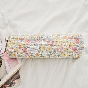 르헤브 정원 8mm누빔커버 원통형 편백베개 속포함 화이트, 1개