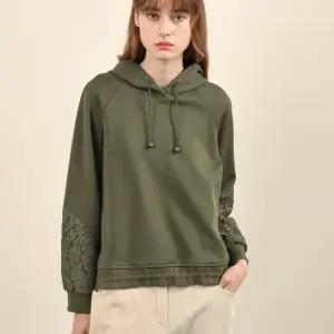 OLIVIALAUREN DP02 겨울티셔츠 겨울기모가들어잇는후드티셔츠입니다이너로활용가능요