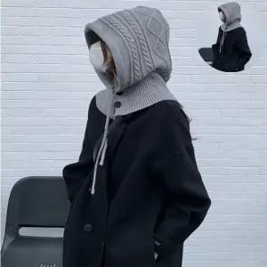 겨울모자 러블리감성 클래식한 디자인 니트 꽈배기 후드 넥워머