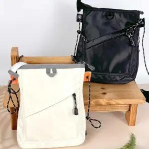 [라일리] Rly 사선포켓 숄더 핸드폰 크로스백 지퍼클로징 캐주얼