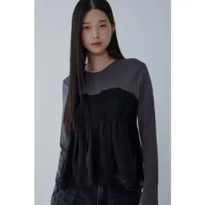 [갤러리아] [25겨울][가격인하] 셔링 패치 티셔츠 (7115440903)