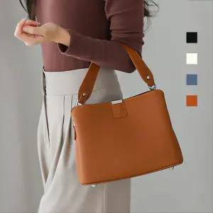 소가죽 토트백 크로스백 여성가죽가방 모던 디자인 실버장식 숄더겸용 4컬러