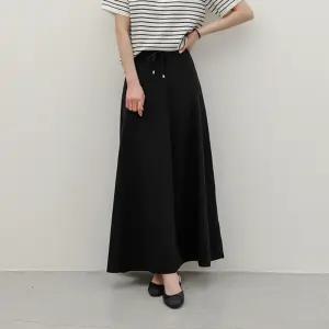 훌스트링니트스커트