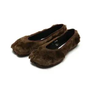 드로게리아 크리베리니 타비 클래식 메리 제인 나일론 테디 브라운 FTCL-BRX