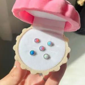 [셀러에이드]데일리 기본 영롱한 스타일 베이직 아이템