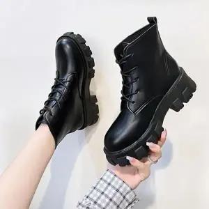 여자 와플솔 레더 통굽 신발 워커 슈즈