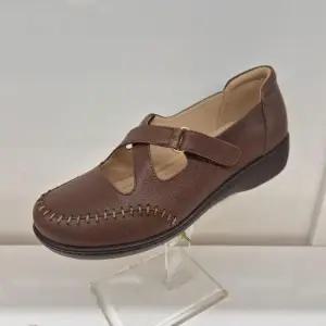 [엘칸토]엘칸토 HC11 양가죽 여성 케주얼화 N1V1U61X385 (46186696)